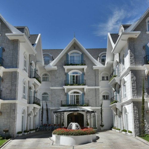 Fachada do Hotel Colline de France Gramado